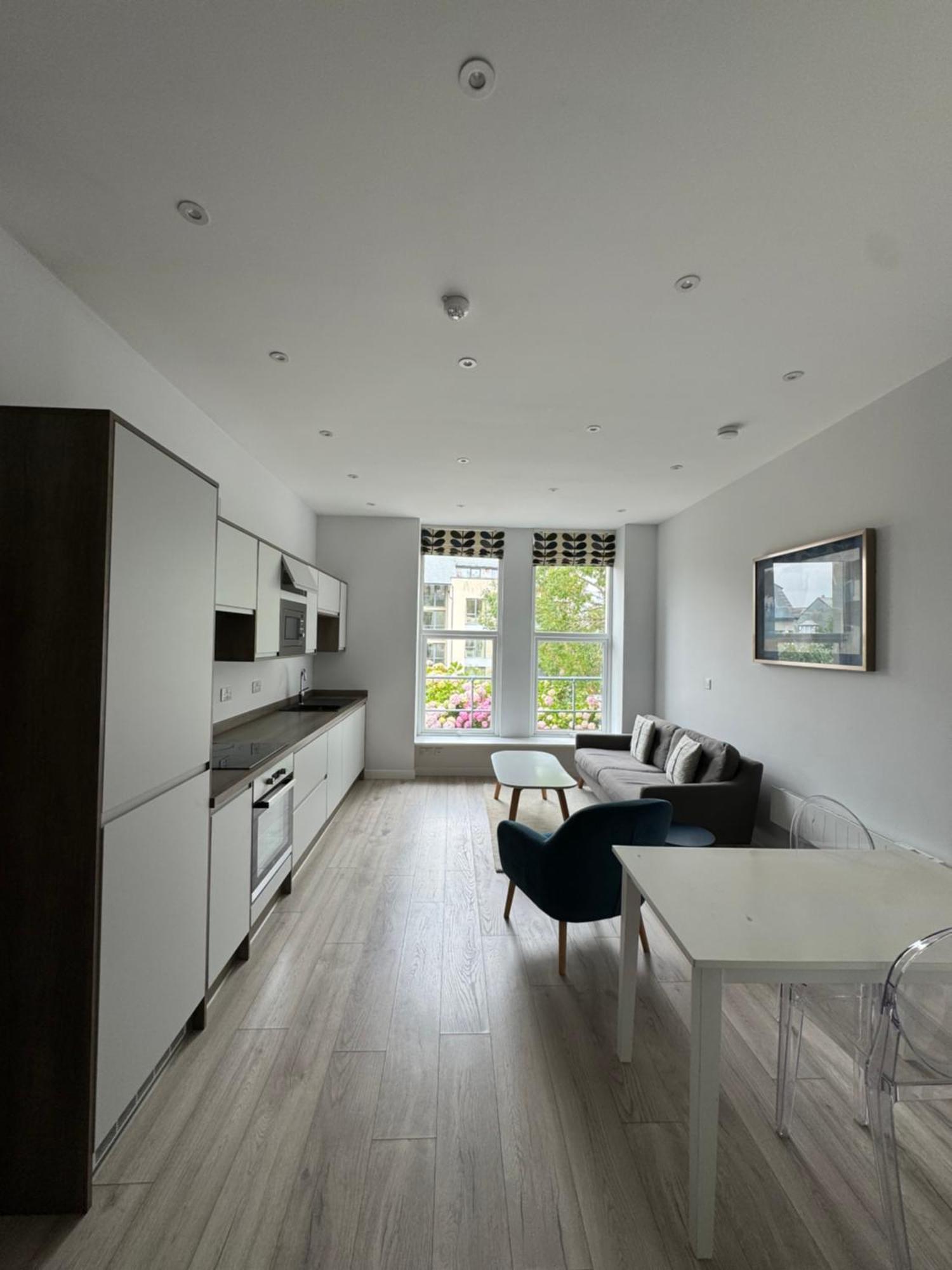 Armyn House Apartments, Your Coastal Escape In Falmouth Bagian luar foto