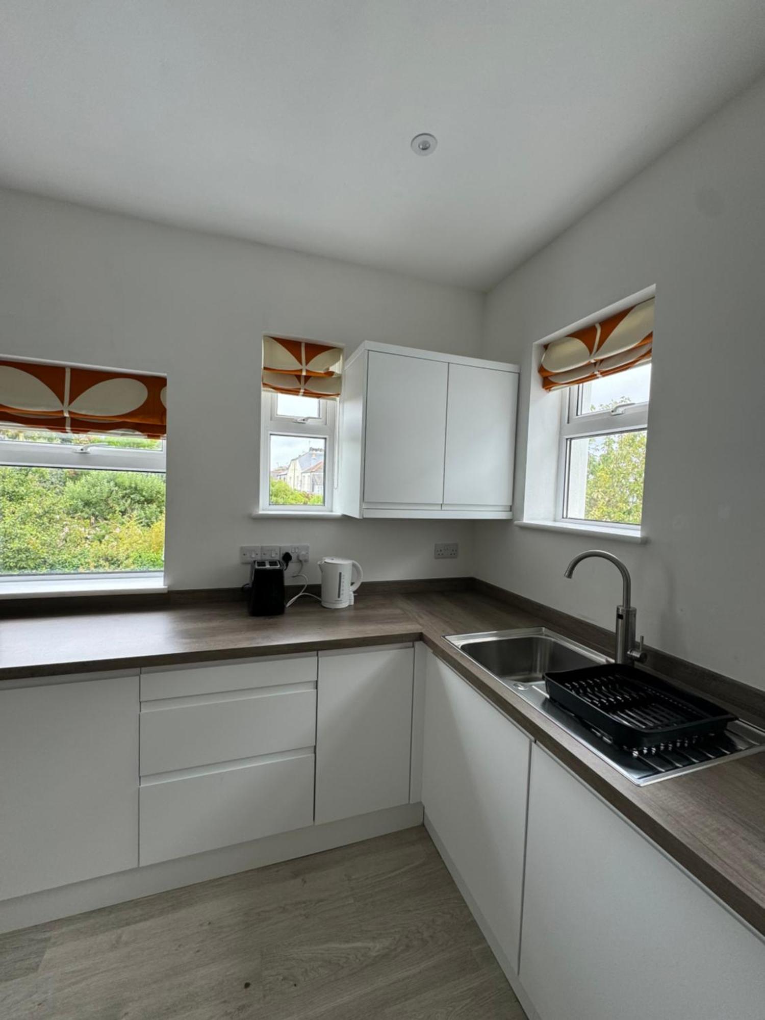 Armyn House Apartments, Your Coastal Escape In Falmouth Bagian luar foto